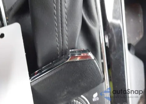 2020 Kia Telluride Lx z USA, uszkodzony, nr VIN 5XYP2DHC4LG019325